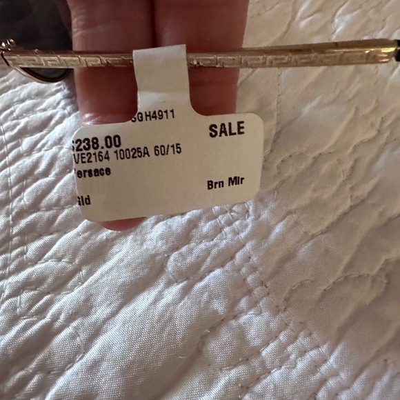 Versace sunglasses - Picture 3 of 4